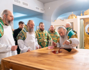 КИЇВ. Предстоятель Української Православної Церкви звершив освячення святині на честь преподобного Николи Святоші