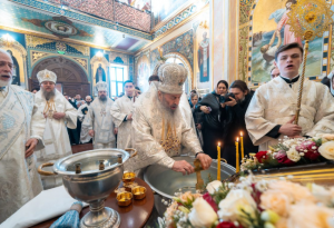 КИЇВ. На свято Богоявлення Предстоятель очолив Літургію та освячення води у Києво-Печерській Лаврі