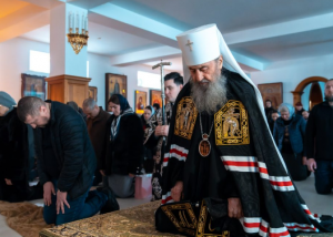 КИЇВ. Предстоятель УПЦ прочитав останню частину покаянного канону у Феофанії