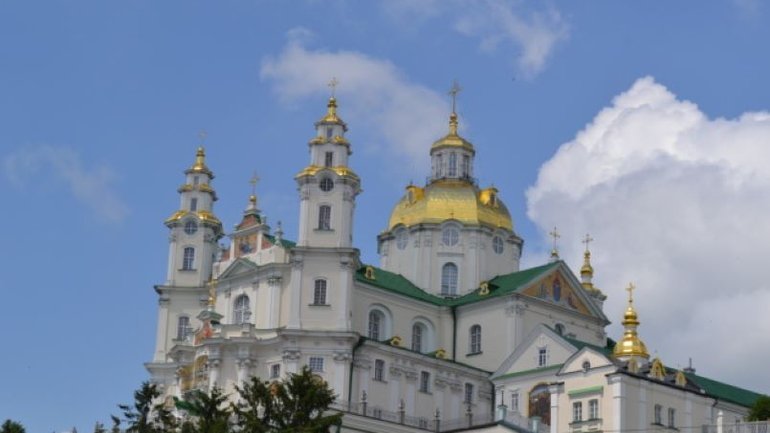 Суди розглядають чотири судові провадження щодо Почаївської лаври