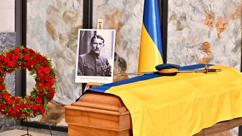 Владика УГКЦ Євген Коновалец: Його життя було безкорисливим служінням Україні