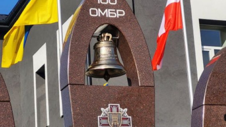 Митрополит ПЦУ освятив меморіал на честь полеглих військовослужбовців «Сталевої Сотки»
